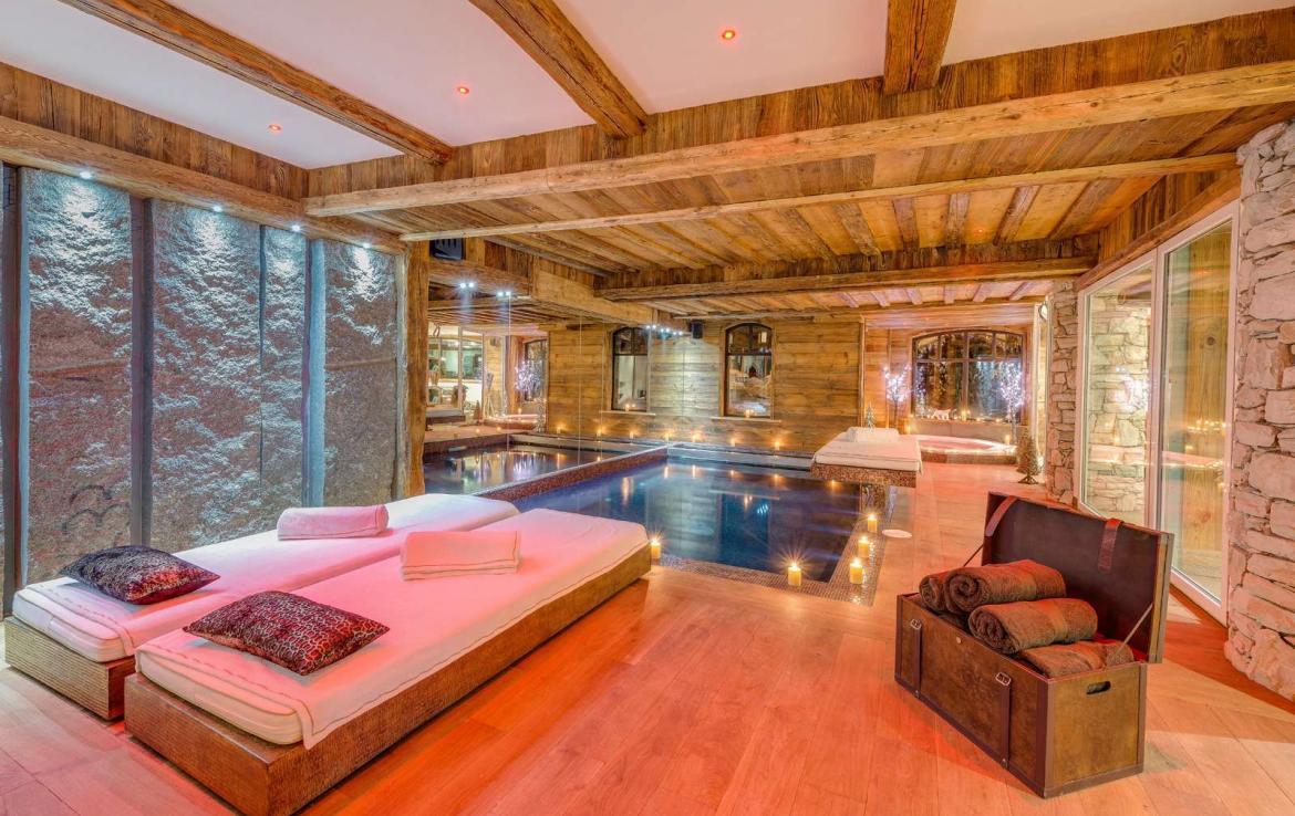 Kings-avenua-val-disere-snow-chalet-hammam-swimming-pool-childfriendly-parking-cinema-boot-heaters-fireplace-gym-wine-cellar-area-val-disere-006-20-1