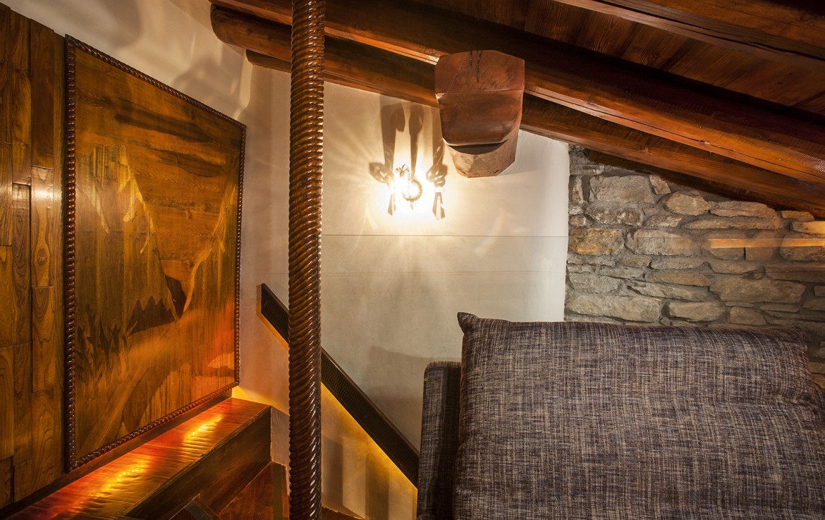 Kings-avenua-val-disere-snow-chalet-sauna-swimming-pool-parking-boot-heaters-fireplace-ski-in-ski-out-cigar-room-massage-therapie-room-area-val-disere-011-17