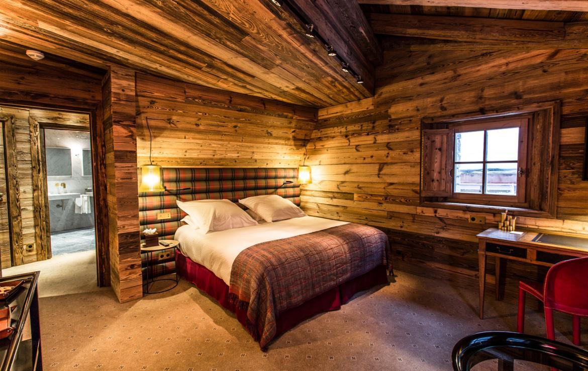 Kings-avenua-val-disere-snow-chalet-wifi-sauna-hammam-swimming-pool-childfriendly-parking-cinema-boot-heaters-fireplace-massage-room-spa-pool-area-val-disere-002-11