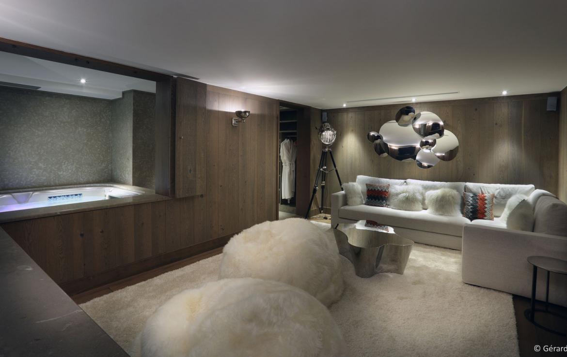 Kings-avenue-courchevel-jacuzzi-hammam-childfriendly-parking-boot-heaters-fireplace-ski-in-ski-out-gardens-area-courchevel-003-5