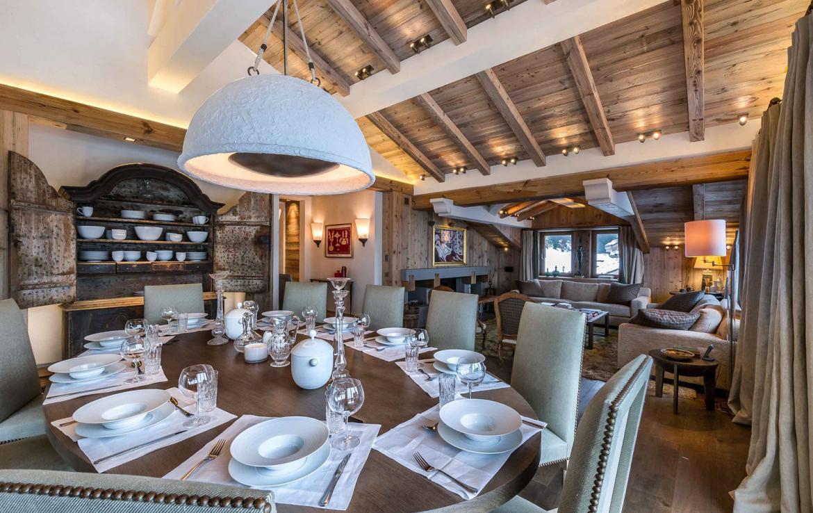 Kings-avenue-courchevel-sauna-jacuzzi-hammam-swimming-pool-cinema-games-room-gym-boot-heaters-fireplace-ski-in-ski-out-wine-cellar-parking-lift-area-courchevel-017-5