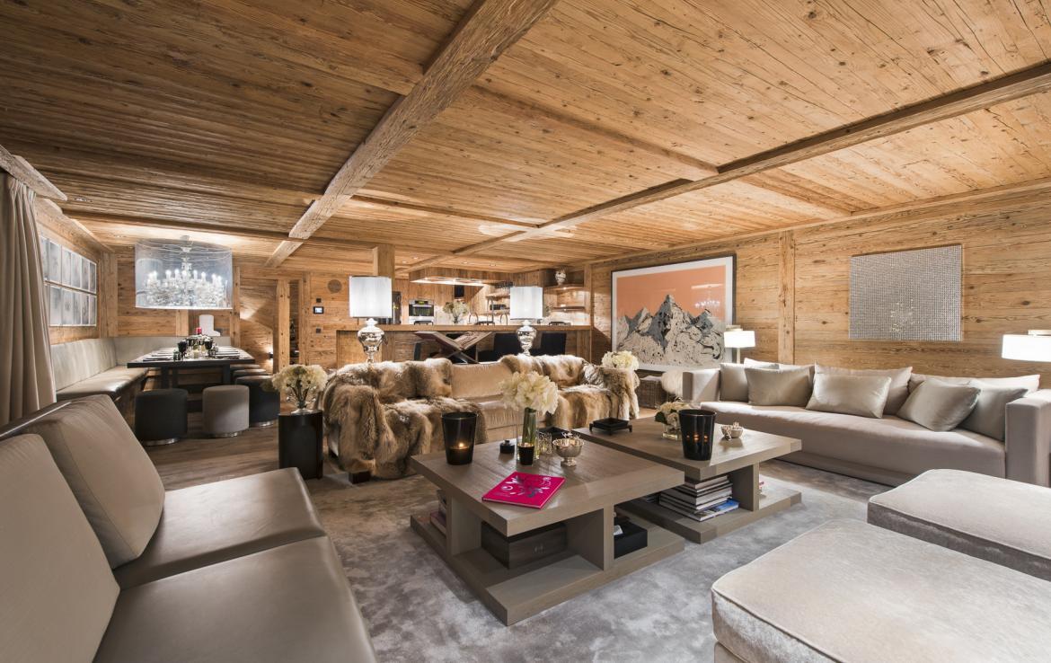 Kings-avenue-gstaad-hammam-swimming-pool-covered-parking-boot-heaters-fireplace-sound-system-area-gstaad-003-2