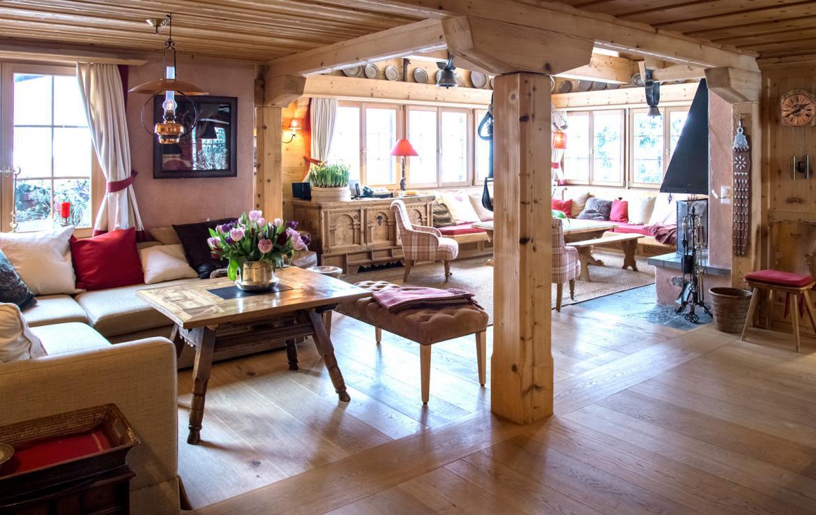 Kings-avenue-klosters-wifi-satellite-sauna-jacuzzi-parking-fireplace-gym-games-dvd-sledges-terraces-balconies-private-garden-area-klosters-004-7