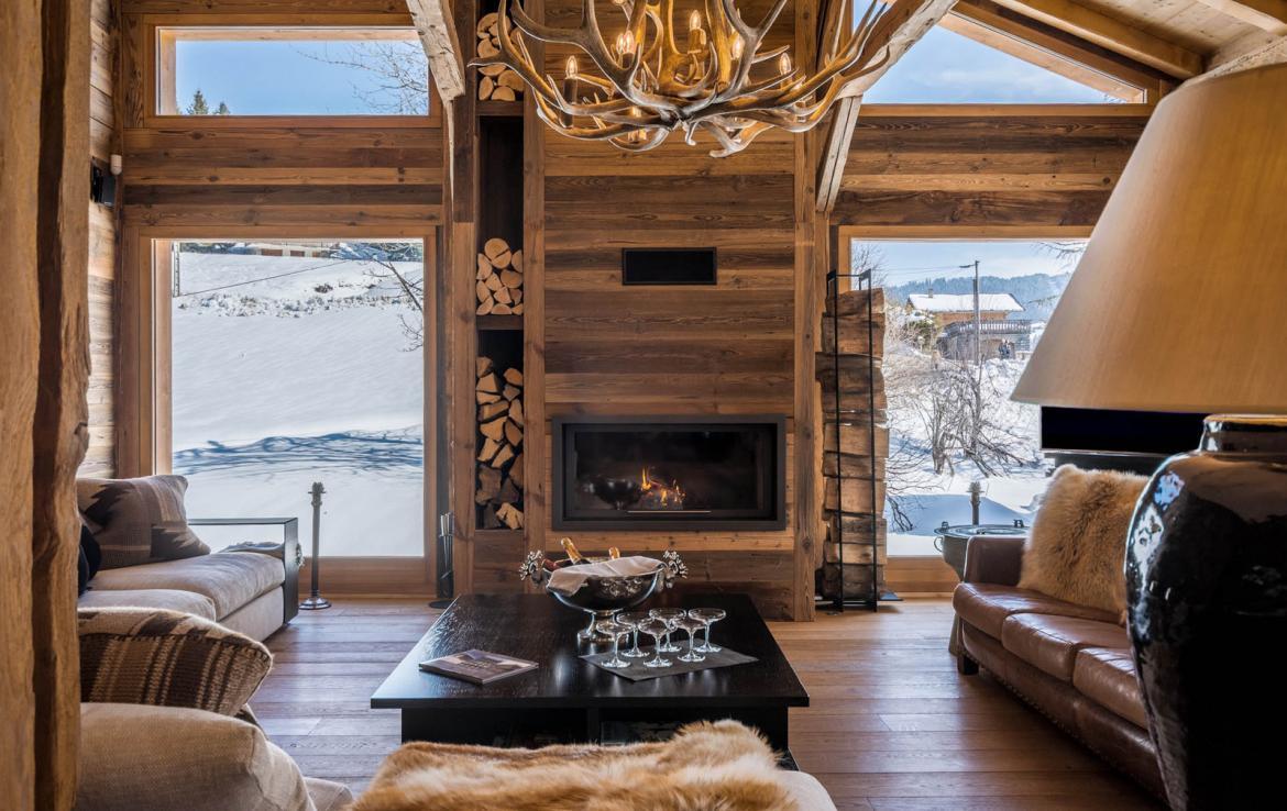 Kings-avenue-various-alpine-resorts-snow-chalet-sauna-outdoor-jacuzzi-fireplace-childfriendly-parking-les-gets-002-3