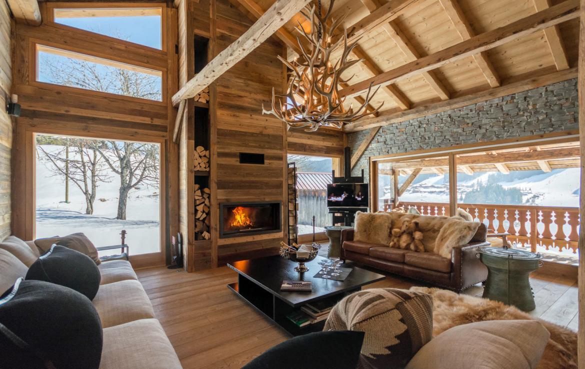 Kings-avenue-various-alpine-resorts-snow-chalet-sauna-outdoor-jacuzzi-fireplace-childfriendly-parking-les-gets-002-4