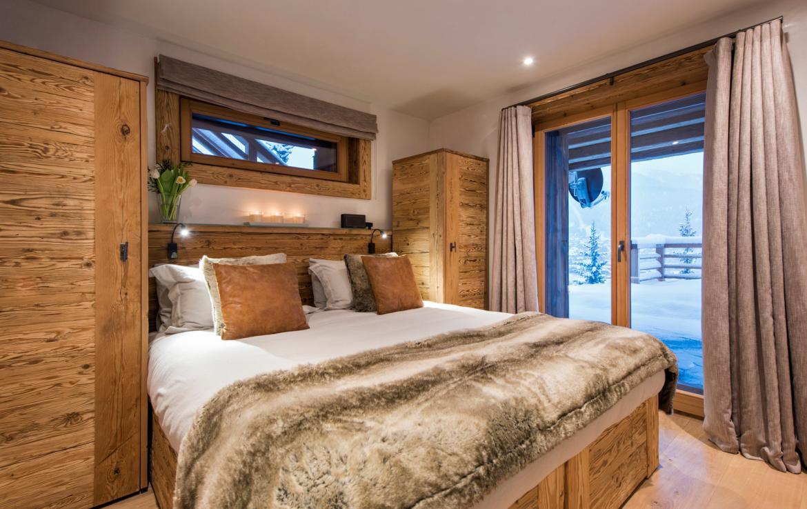 Kings-avenue-verbier-snow-chalet-childfriendly-parking-wine-cave-fireplace-018-18