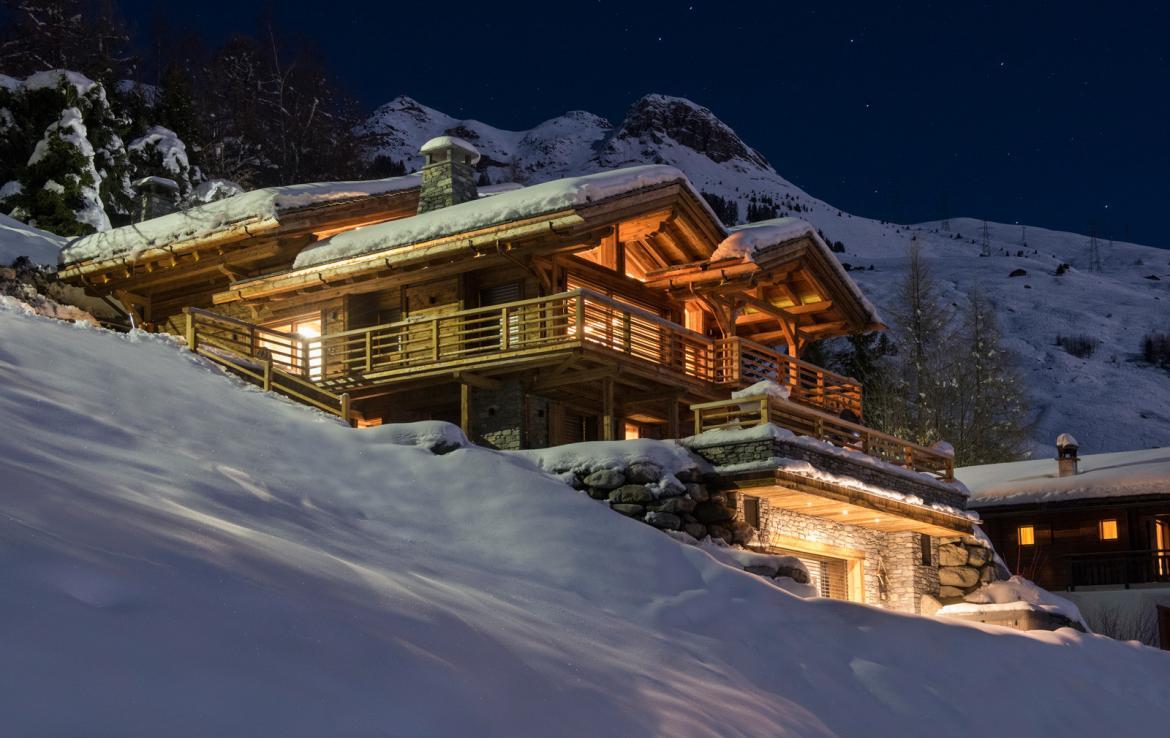 Kings-avenue-verbier-snow-chalet-childfriendly-parking-wine-cave-fireplace-018-2