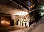 Kings-avenue-zermatt-snow-chalet-sauna-hammam-boot-heaters-library-wellness-02-4