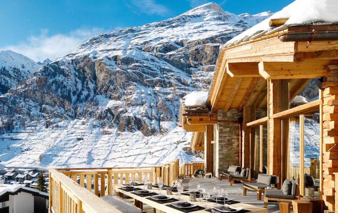 Kings-avenue-zermatt-wifi-sauna-jacuzzi-hammam-childfriendly-cinema-fireplace-grand-piano-lift-wellness-steam-room-plunge-pool-area-zermatt-001-4