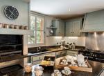 kitchen-in-luxury-chalet-in-meribel-france