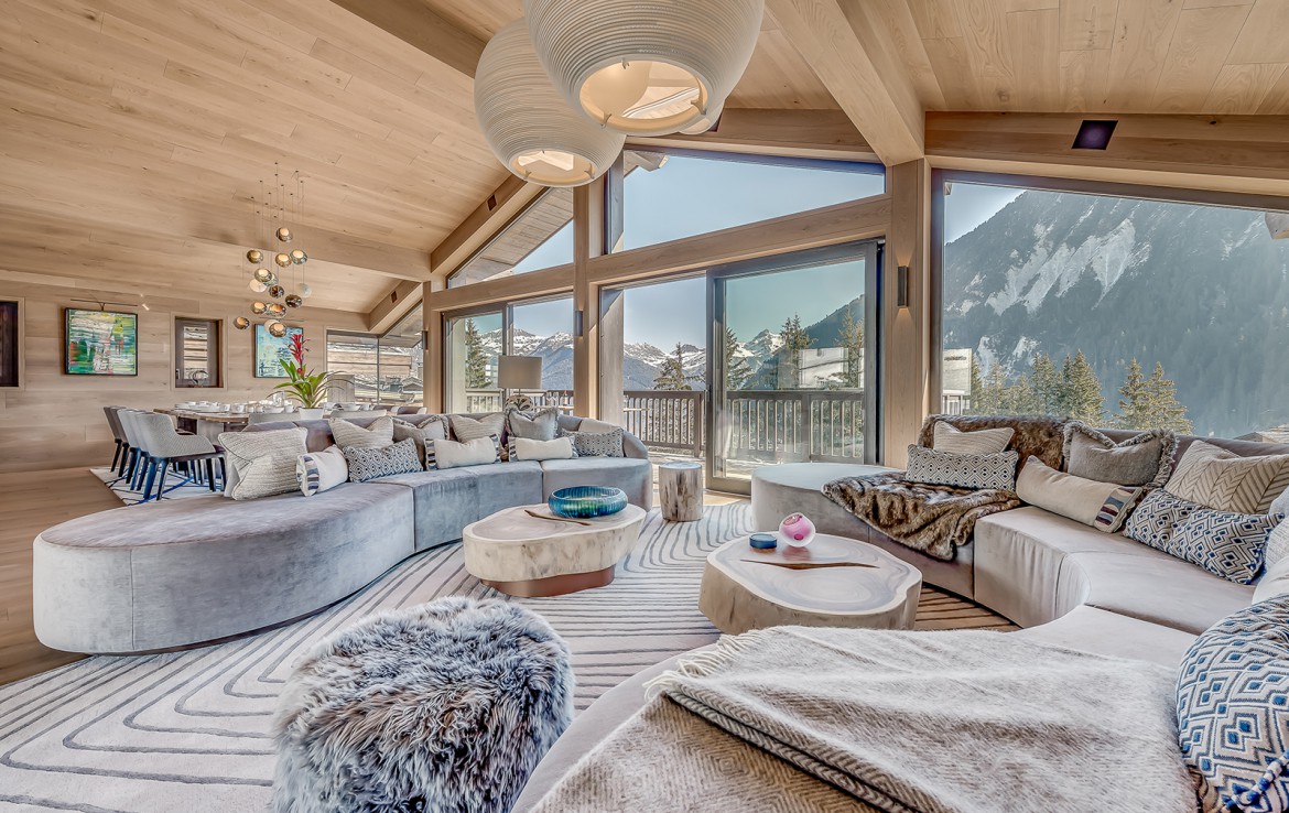 cOURCHEVEL mORIOND lUXURY